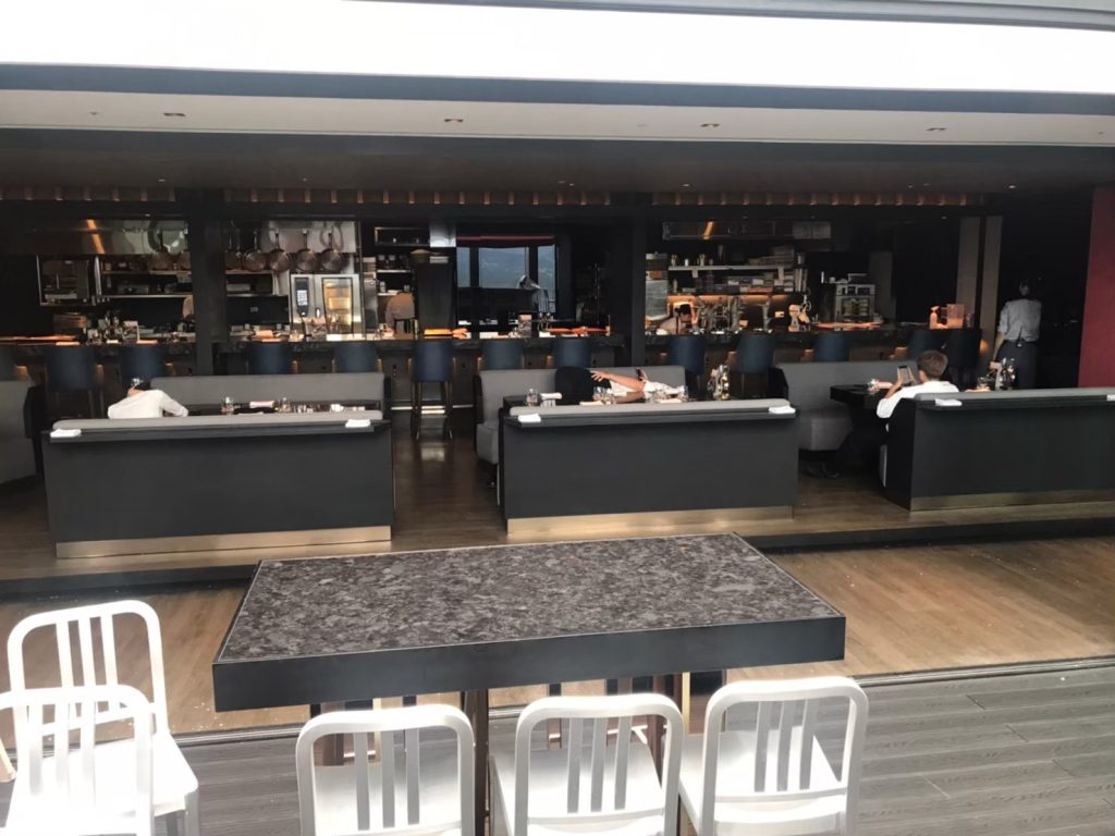 微風南山48樓商場百貨店面油漆,新北市油漆工程台北油漆工程,2